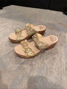 Dansko Sophie Snake Print Slide Sandals Women's sz 9.5(40) new no tags